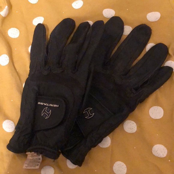 Gloves - Picture 1 of 1